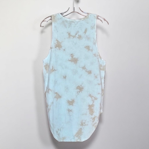 PacSun Blue Sleeveless Tank Top - Picture 2 of 5